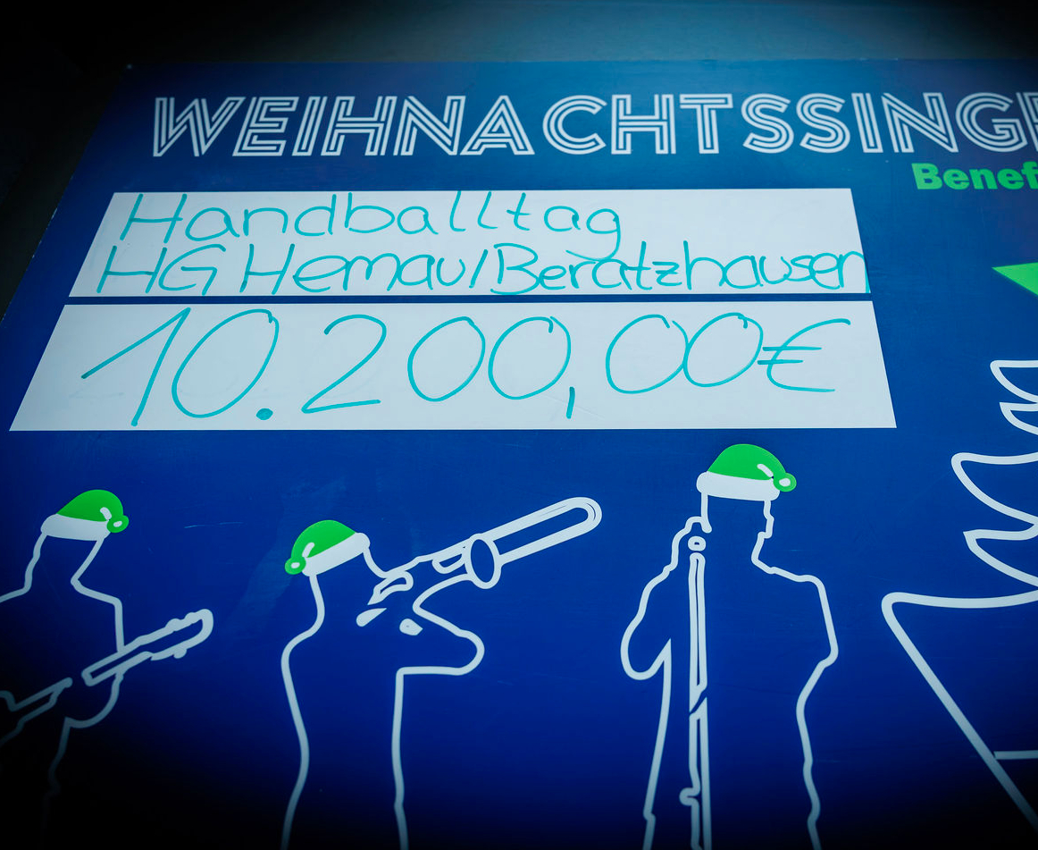 Scheckübergabe Handballtag HG Hemau